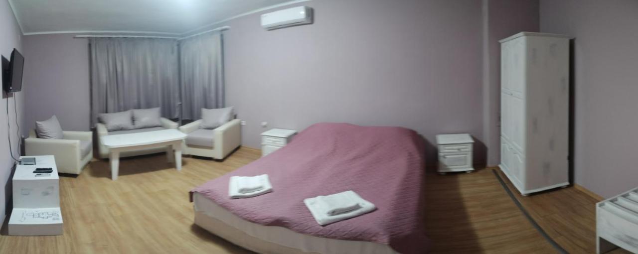 Хотел Тримата Мускетари Varna Exterior photo