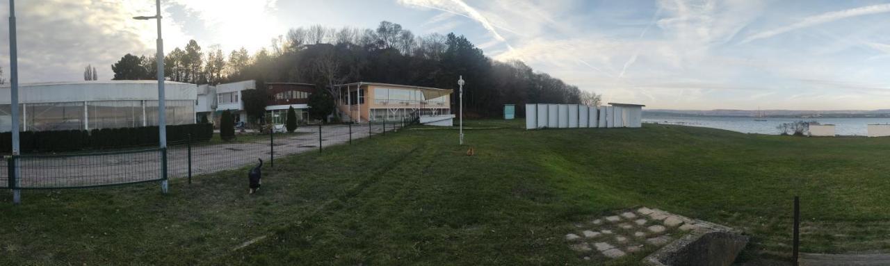 Хотел Тримата Мускетари Varna Exterior photo